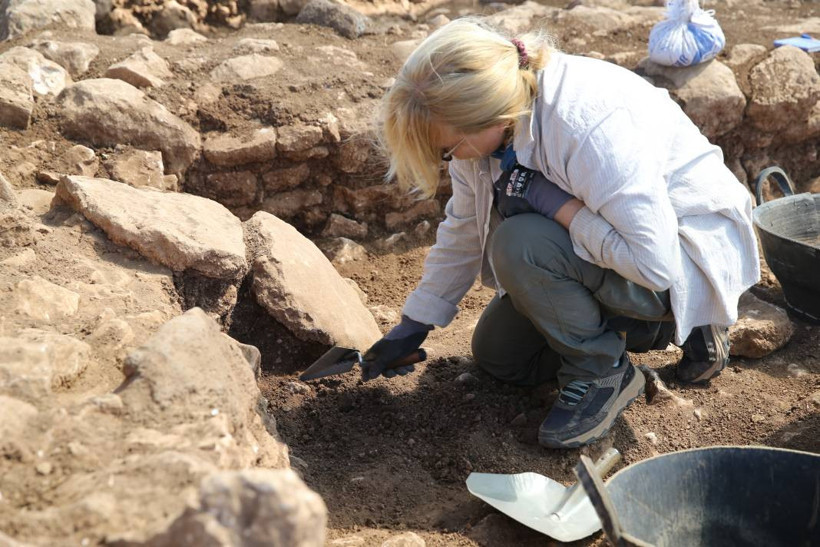 Sefertepe'de 10 bin yıl öncesine tarihlenen süs eşyaları bulundu - Resim: 2