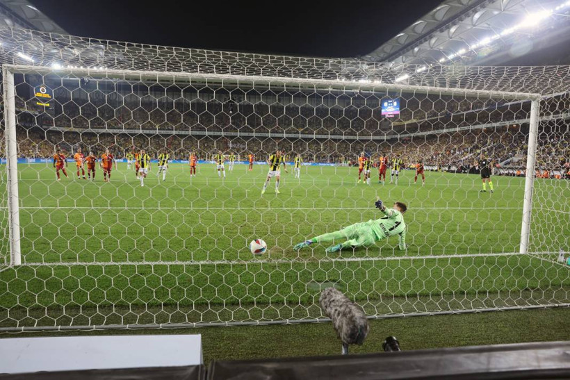 Fenerbahçe - Galatasaray maçından kareler: 'Bizim için rahat bir maç oldu' - Resim: 7