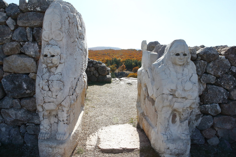 aa-20221115-29444605-29444601-almanyadan-iade-edilen-bogazkoy-sfenksi-binlerce-ziyaretci-agirladi.jpg