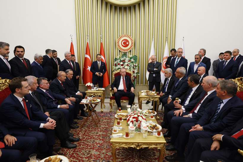 aa-20240423-34356897-34356892-tbmmde-23-nisan-resepsiyonu.jpg