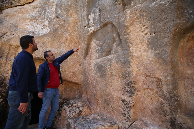 aa-20241101-36075714-36075703-diyarbakirda-tarihi-hilar-kaya-mezarlari-oren-yeri-olarak-tescillendi.jpg