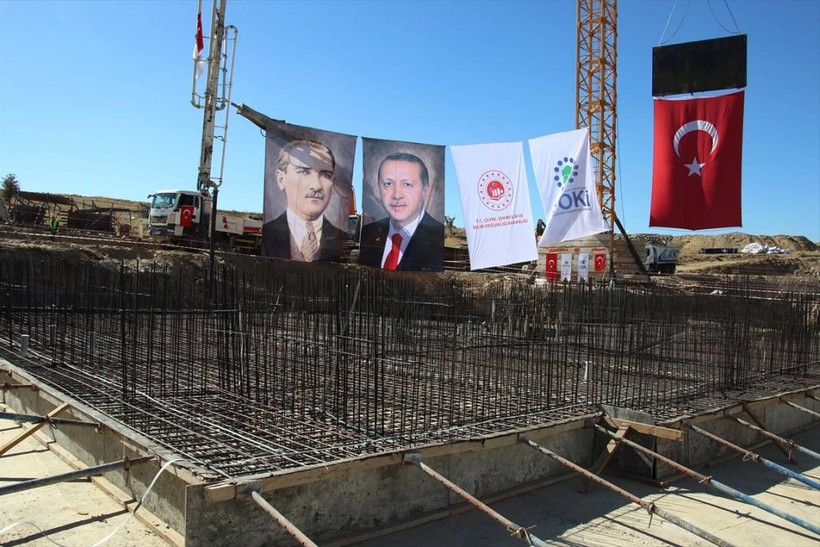 Sosyal konutlarda 17 ilde birer numunelik temel atıldı - Resim: 4