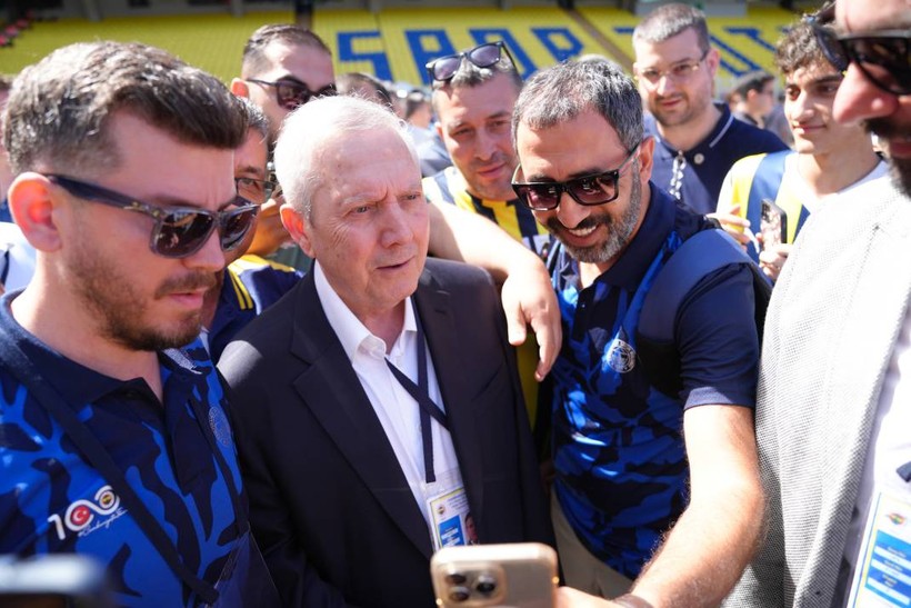 Fotoğraflarla Fenerbahçe'de seçim heyecanı - Resim: 15
