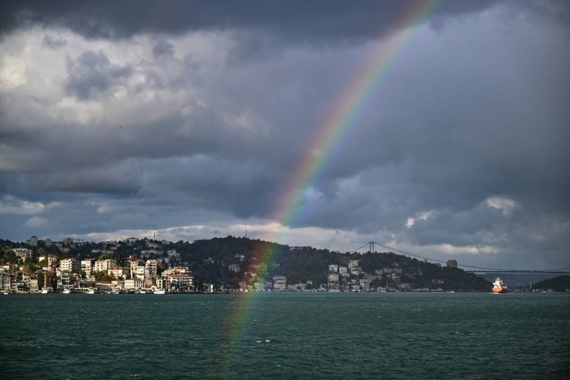 İstanbul'da gökkuşağı - Resim: 3