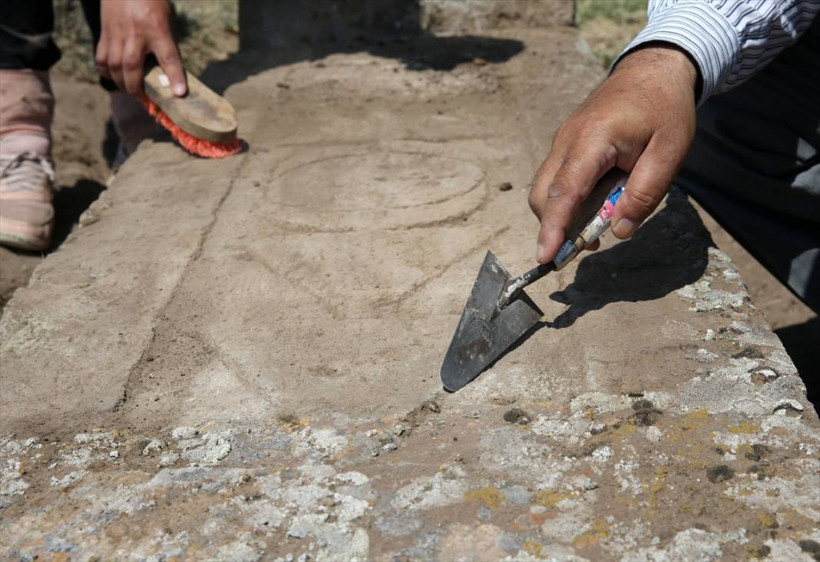 Selçuklu Meydan Mezarlığı'nda tahrip olan 80 mezar taşı restore edildi - Resim: 15