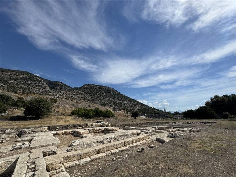Limyra Antik Kenti'nin içinden akan su, ziyaretçileri cezbediyor - Resim: 2