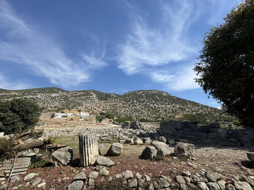 Limyra Antik Kenti'nin içinden akan su, ziyaretçileri cezbediyor - Resim: 1