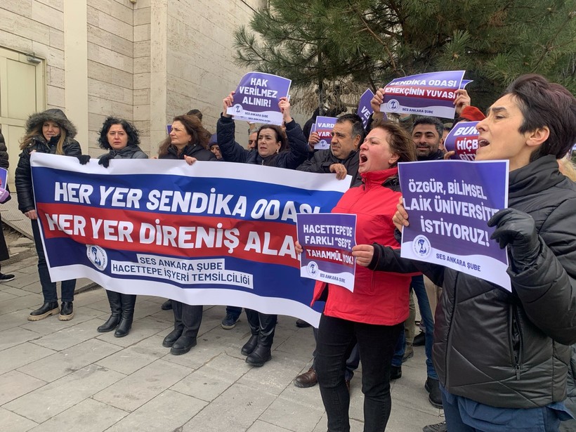 Eşyalarını bile alamadılar: SES’in Hacettepe Hastanesi’ndeki odası gece yarısı boşaltıldı - Resim : 1