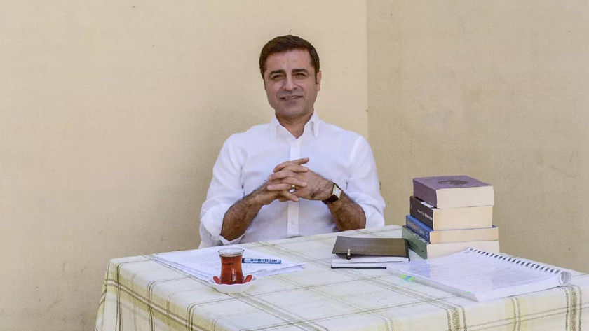 Selahattin Demirtaş: Öcalan’ın yürüttüğü sürecin içindeyim, yanındayım, arkasındayım..