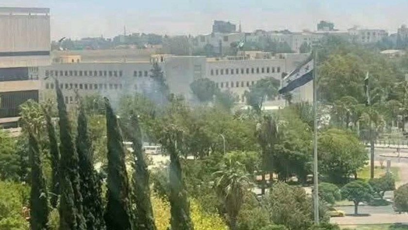 İsrail, Şam’daki Genelkurmay Karargahını vurdu