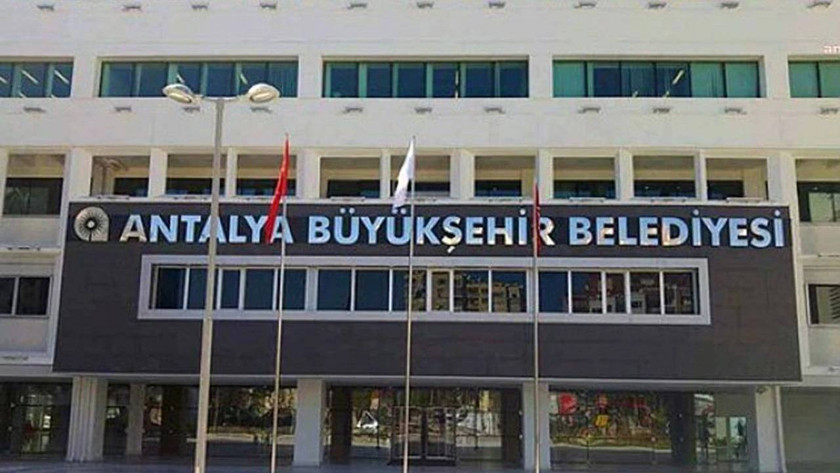 Antalya Büyükşehir Belediyesi'ne operasyon: 25 gözaltı