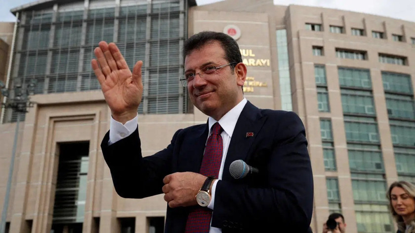 İmamoğlu hakkındaki 'savcılara hakaret' davası düştü