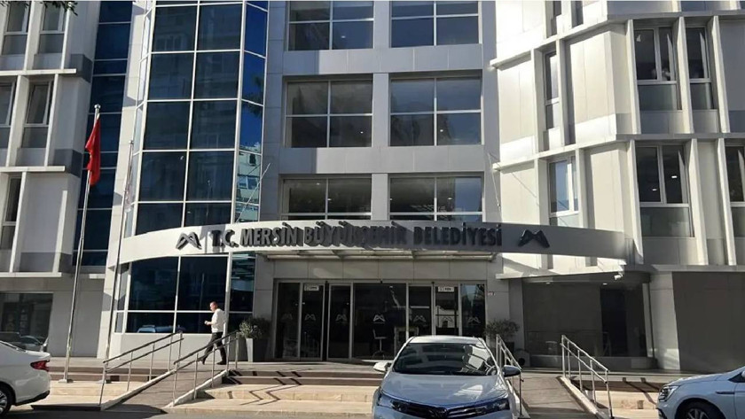 CHP'li Mersin Büyükşehir Belediyesi'ne operasyon