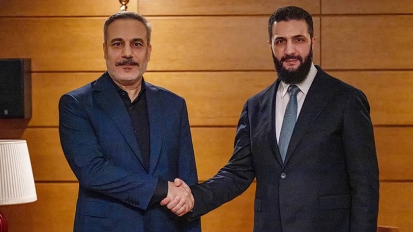 Hakan Fidan Antalya'da Şara ile görüştü