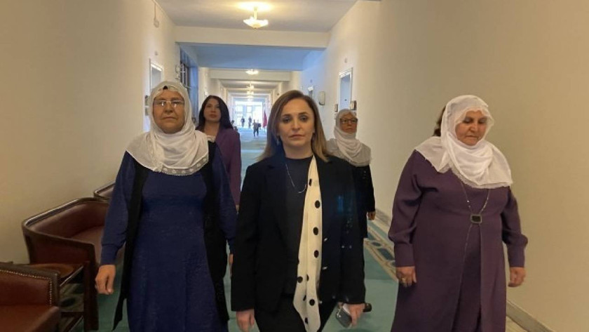Barış Anneleri AKP ile görüştü
