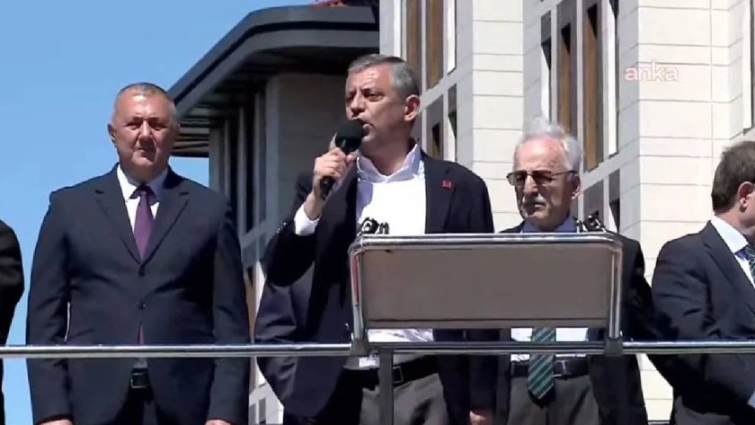 Özgür Özel: Akın Gürlek Erdoğan'ın ses kayıtlarını banka kasasında saklıyor