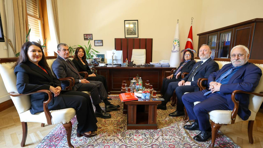 CHP heyeti ile DEM Parti görüşmesi başladı: Gündem süreç ve CHP'ye operasyonlar