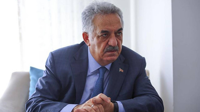 AKP'li Hayati Yazıcı: Yeni anayasa referandumla yapılacak