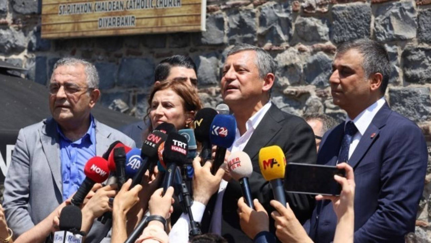 Özgür Özel'den Diyarbakır'da süreç değerlendirmesi