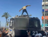 Özgür Özel'in mitinginde TOMA’nın üzerine çıkan Yolcu görevden uzaklaştırıldı